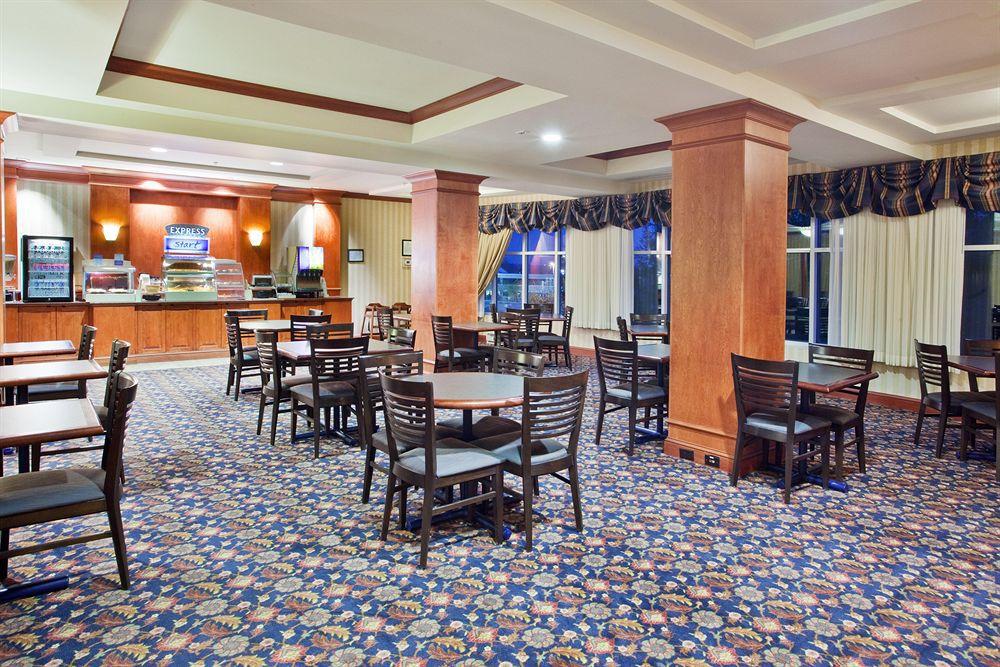 Holiday Inn Express Hotel & Suites Grand Rapids-North By Ihg Walker Restaurace fotografie