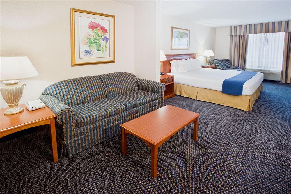 Holiday Inn Express Hotel & Suites Grand Rapids-North By Ihg Walker Pokoj fotografie