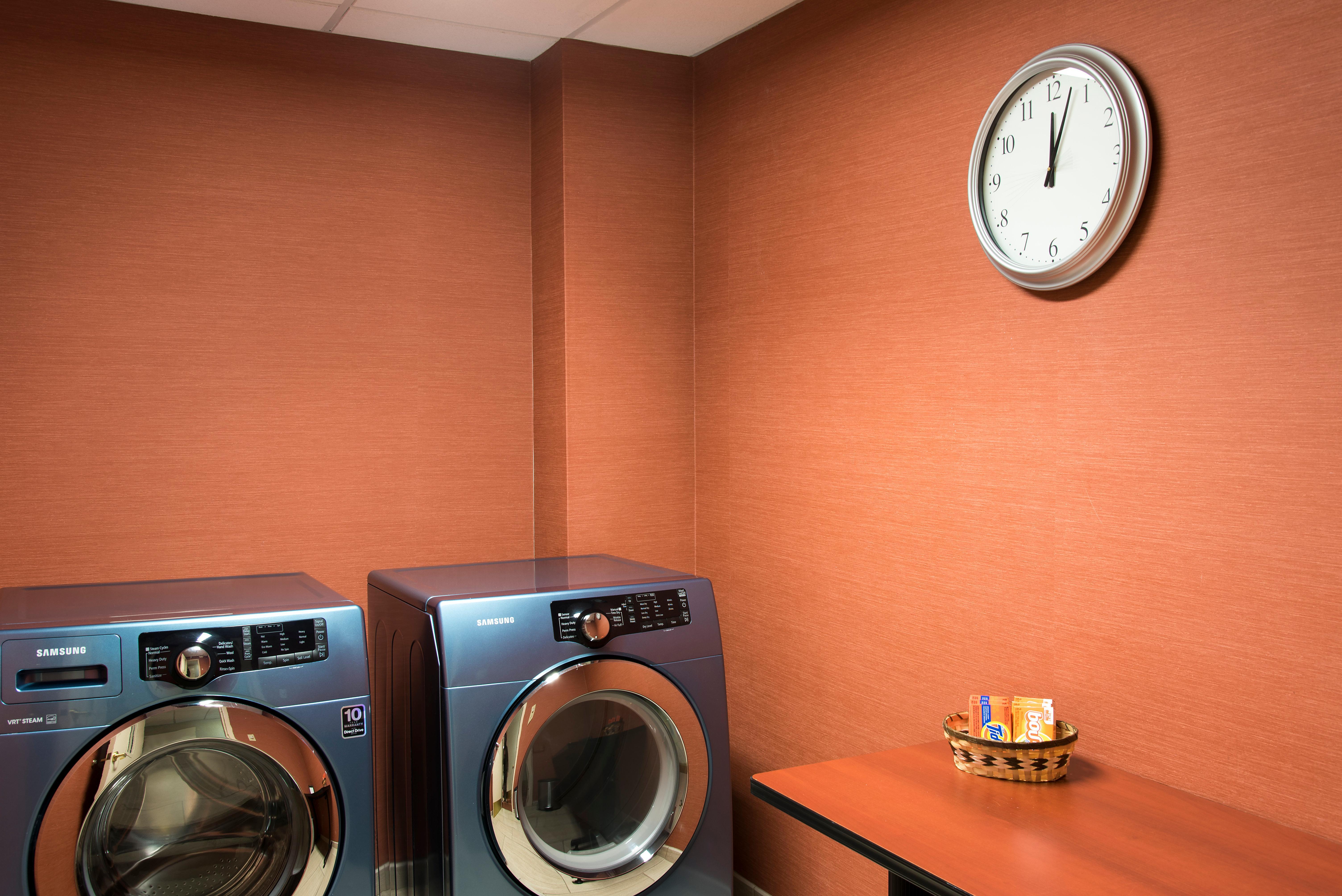 Holiday Inn Express Hotel & Suites Grand Rapids-North By Ihg Walker Exteriér fotografie
