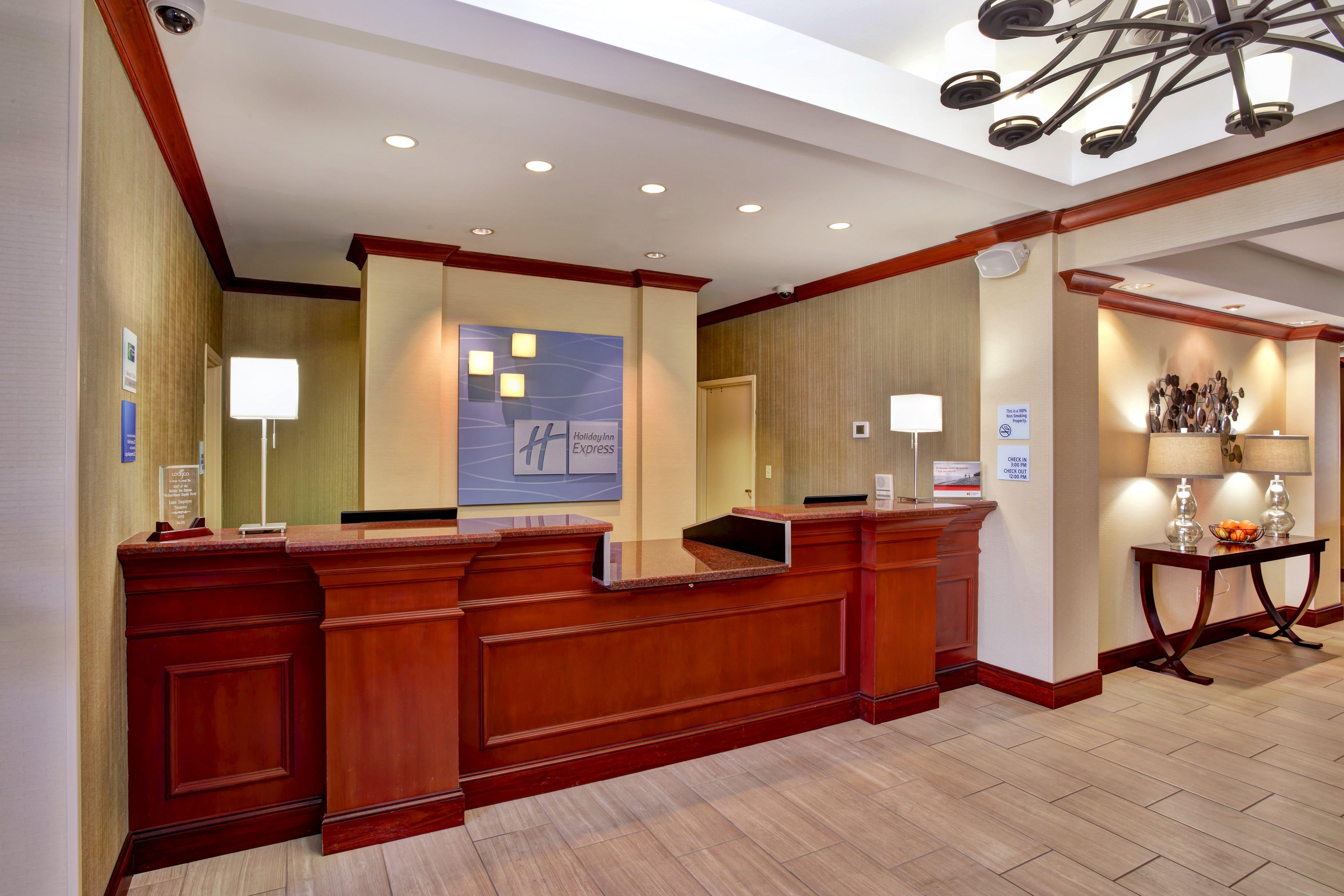 Holiday Inn Express Hotel & Suites Grand Rapids-North By Ihg Walker Exteriér fotografie