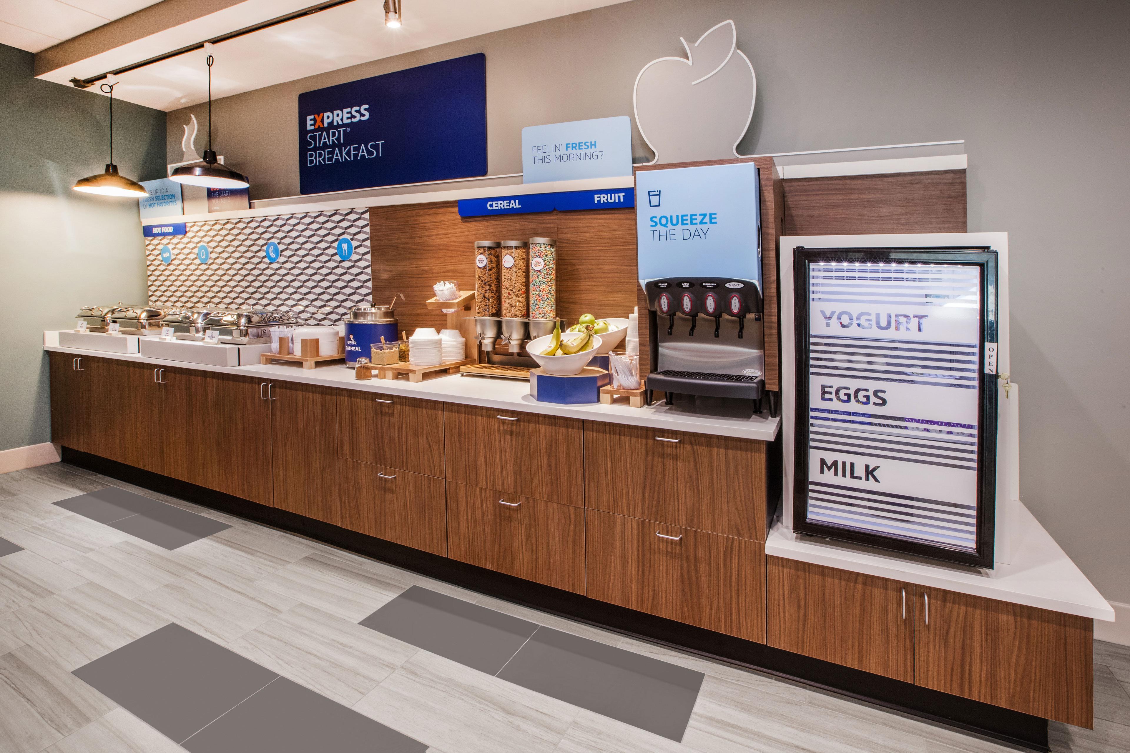 Holiday Inn Express Hotel & Suites Grand Rapids-North By Ihg Walker Exteriér fotografie