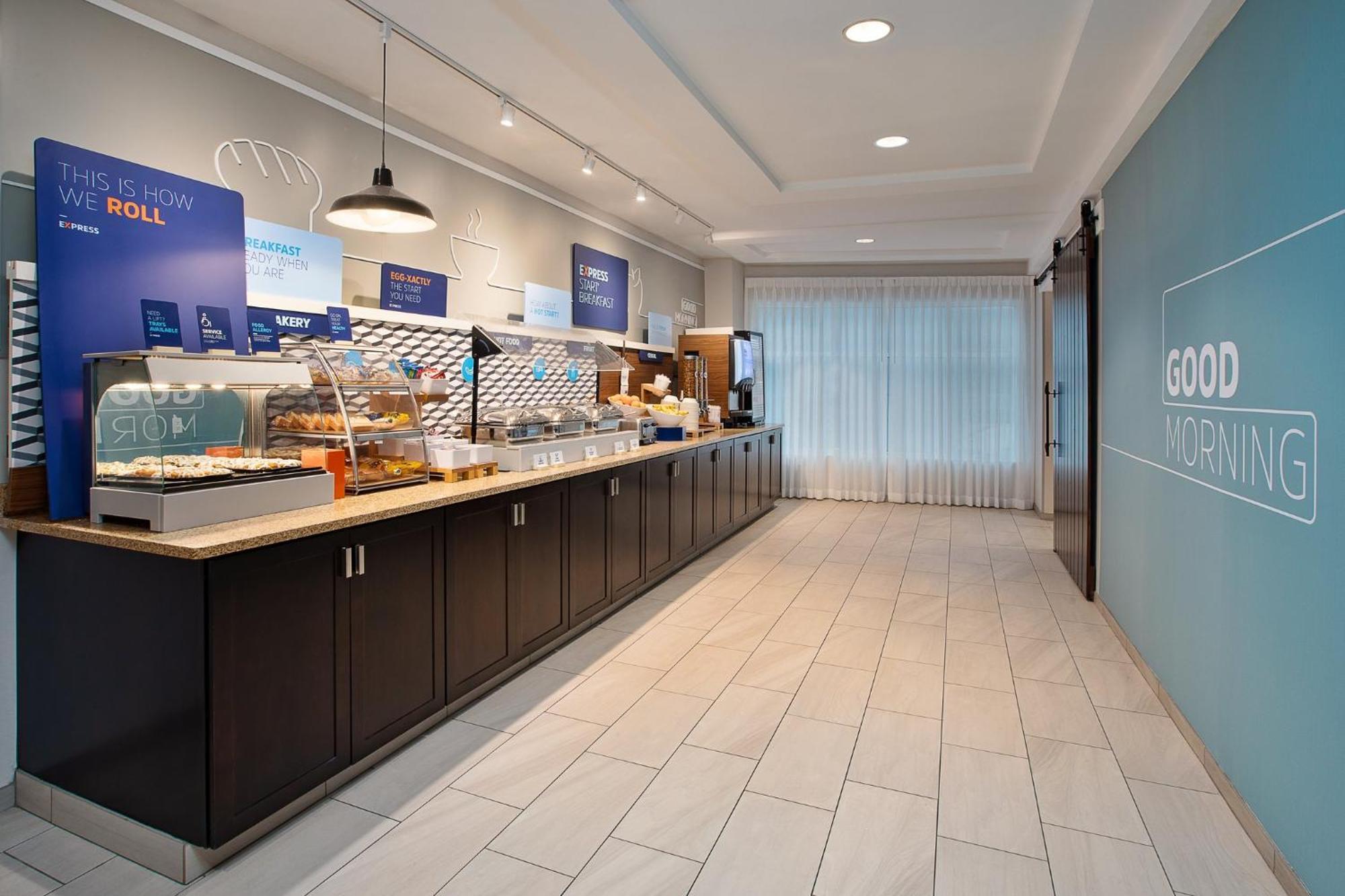 Holiday Inn Express Hotel & Suites Grand Rapids-North By Ihg Walker Exteriér fotografie