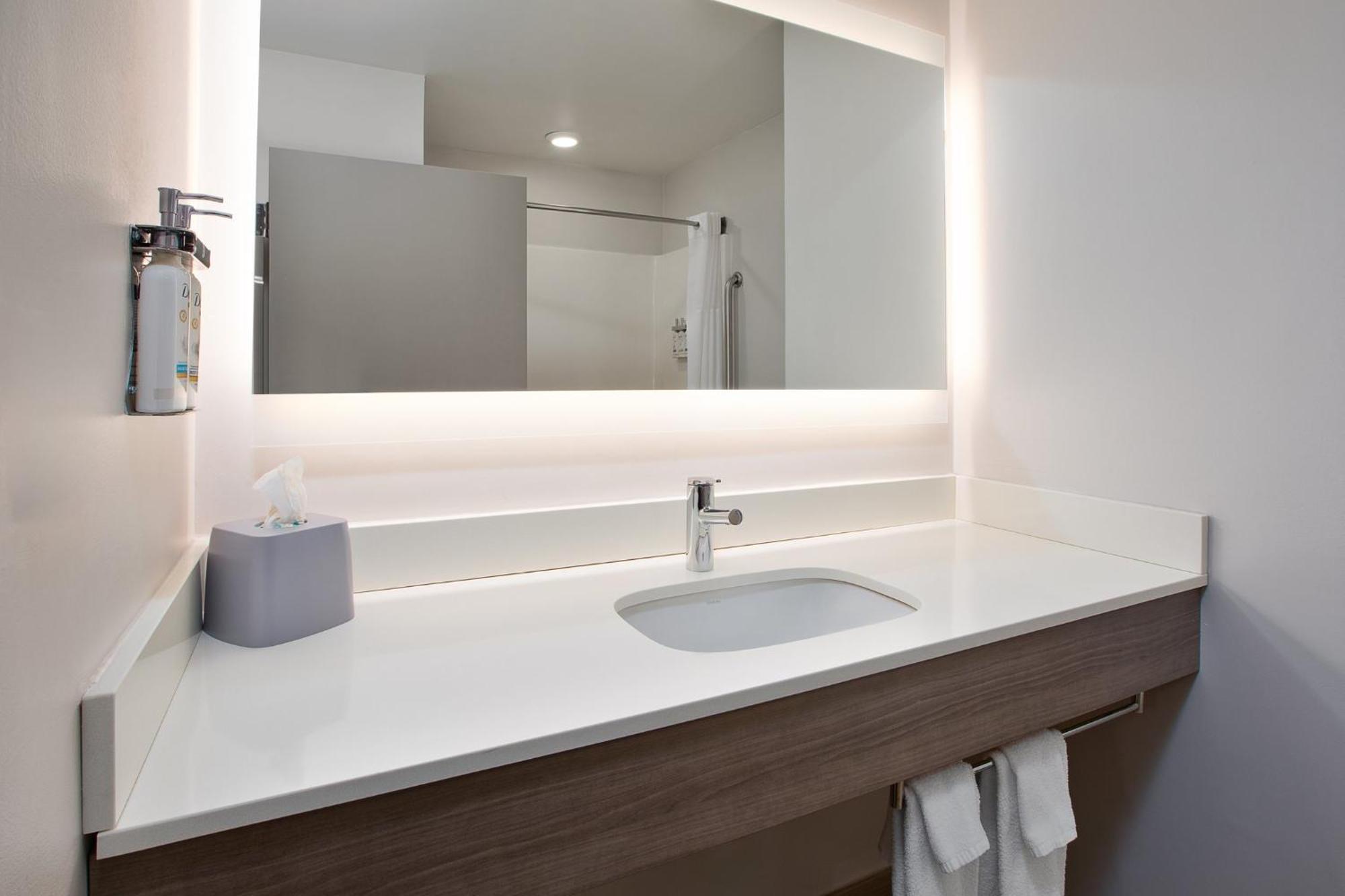 Holiday Inn Express Hotel & Suites Grand Rapids-North By Ihg Walker Exteriér fotografie