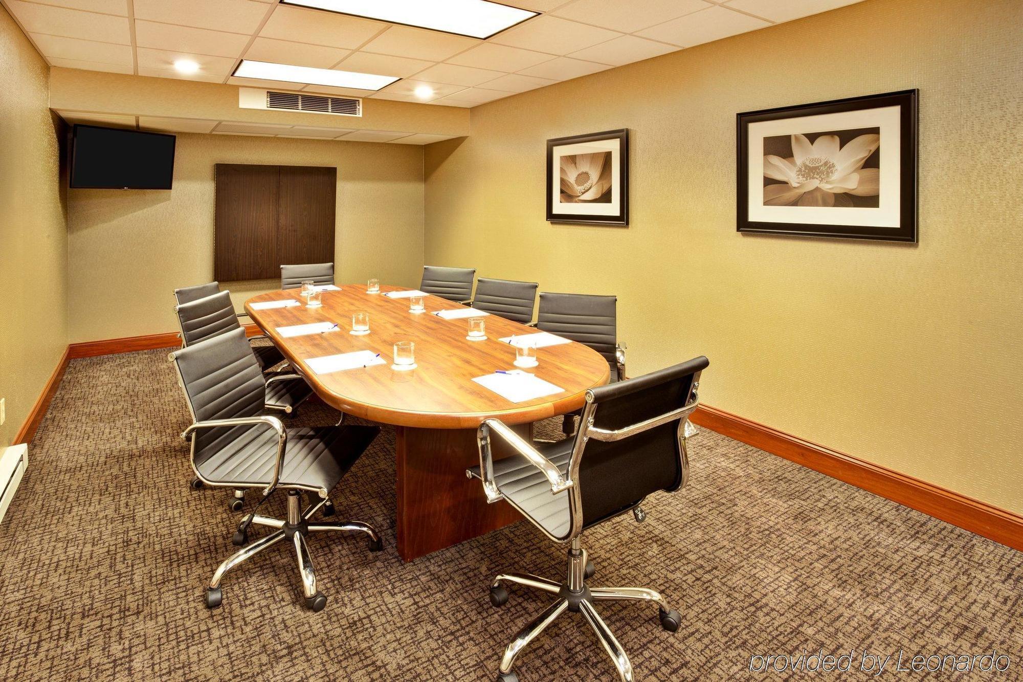 Holiday Inn Express Hotel & Suites Grand Rapids-North By Ihg Walker Exteriér fotografie