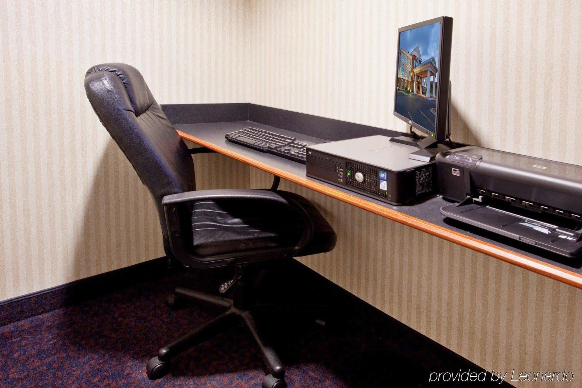 Holiday Inn Express Hotel & Suites Grand Rapids-North By Ihg Walker Zařízení fotografie